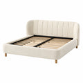 Cama doble de tela beige con estructura de madera y soporte de lamas